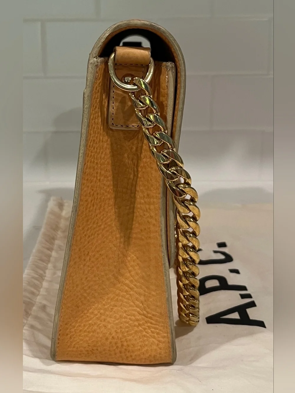 A.P.C. Vachetta Leather Flap Chain Shoulder Bag Tag Attached With Dust Bag Rare